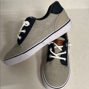 Kids Casual Canvas Sneakers with Navy Accents Tommy Bahama